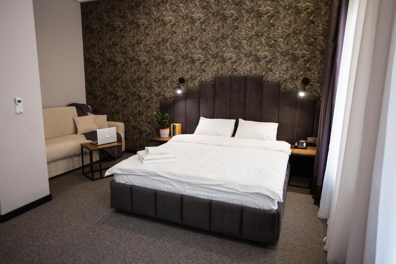 Kulikovskiy Hotel Harkiv Dış mekan fotoğraf