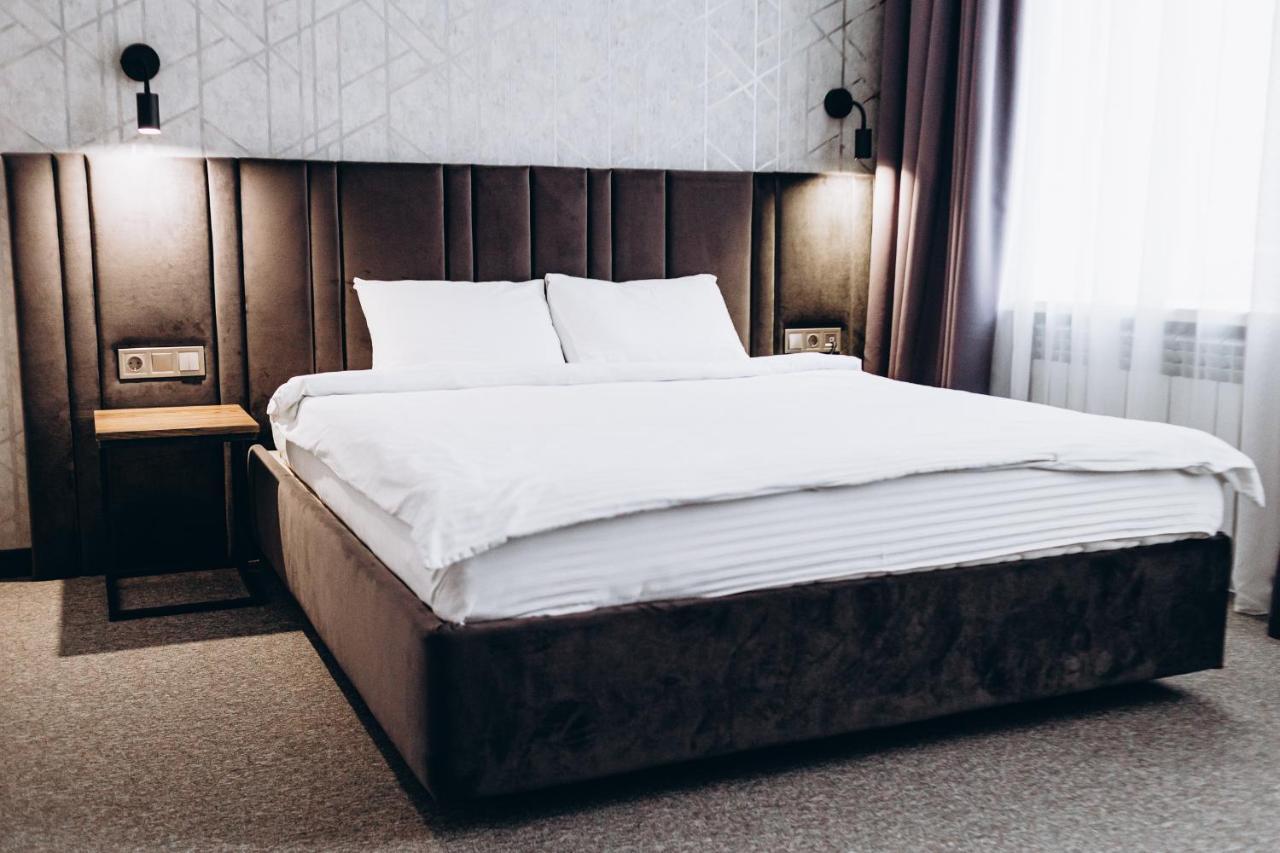 Kulikovskiy Hotel Harkiv Dış mekan fotoğraf
