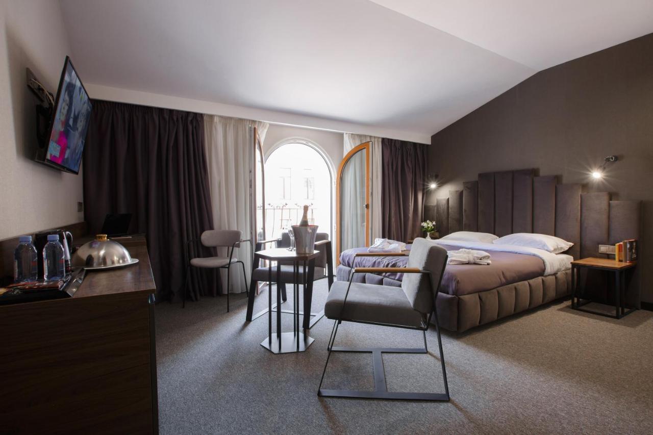 Kulikovskiy Hotel Harkiv Dış mekan fotoğraf